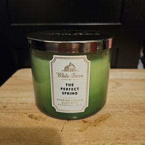 White Barn The Perfect Spring Candle